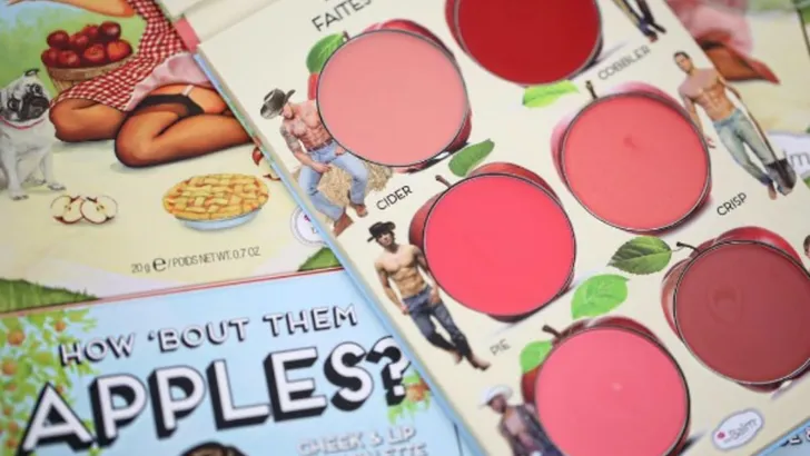 Dit lip- en blushpalette van The Balm Cosmetics is té leuk - kijk maar!