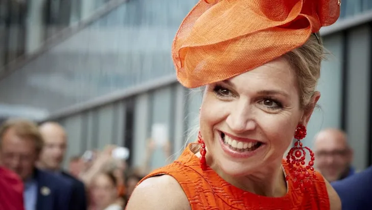 Waarom hoort oranje toch zo bij Koningsdag? 