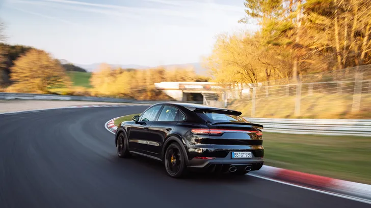 Porsche Cayenne Coupe 'performance versie' rijdt record op Nürburgring