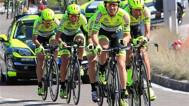 Farnese mikt op etappezeges in Giro