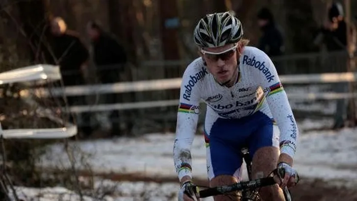 Boom is de beste crosser in Surhuisterveen