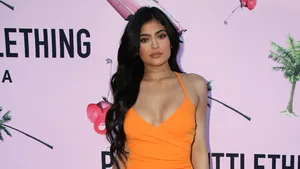 Kylie Jenner laat niets aan de verbeelding over in piepkleine bikini