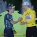 jonas vingegaard en tadej pogacar op het podium van de tour de france