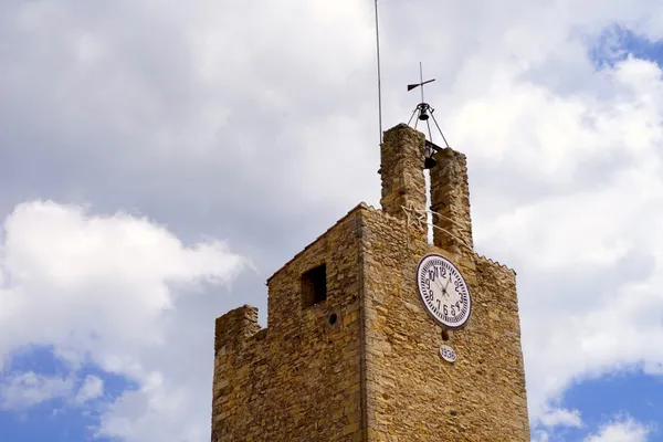 Alsof je een filmset binnenstapt waar de Middeleeuwen nooit voorbijgingen. Welkom in Pals.