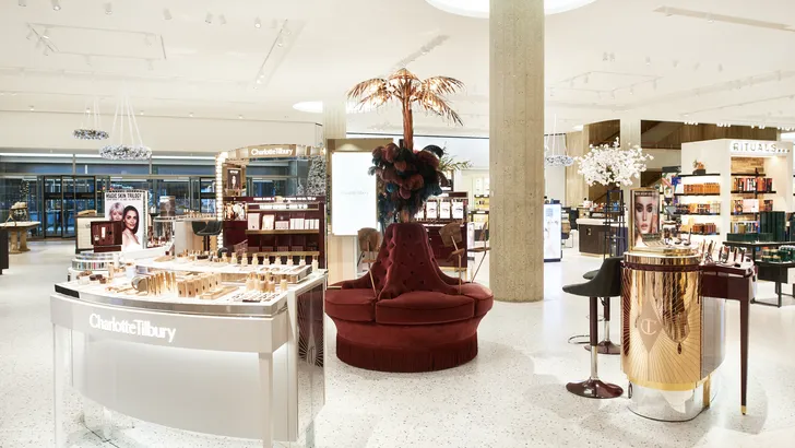 Rotterdamse Bijenkorf opent grootste cosmetica-afdeling in Nederland