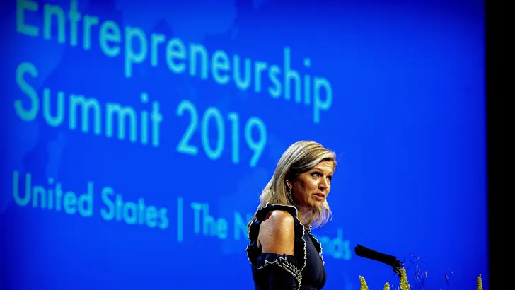 Koningin Máxima showt powerwoman skills
