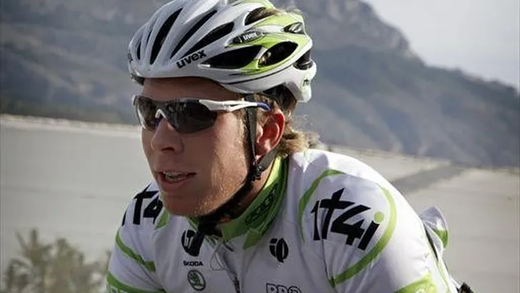 Van Zandbeek hervat training na ziekte