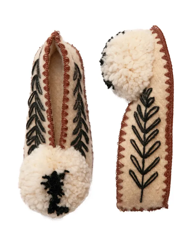 Pantoffels van GIVE A PON | €65