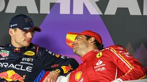 Horner heeft oog op Sainz voor 2025: 'Hij is de enige die ons verslagen heeft'