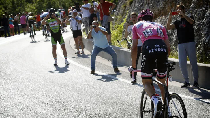 Eens of oneens: 'Als Tom Dumoulin vandaag geen tijd verliest wint hij de Giro'