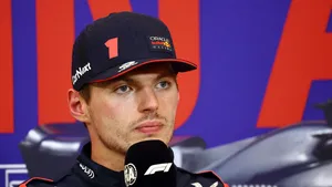 'Formule 1 moet scheldkannonades Max Verstappen verbieden'