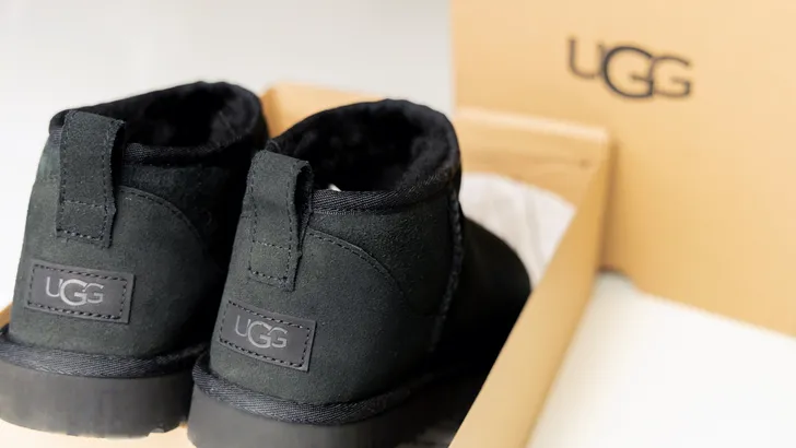 UGG