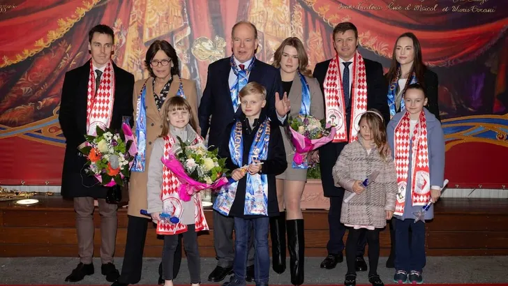 LA FAMILIA REAL EN EL TERCER DIA DEL FESTIVAL INTERNACIONAL DEL CIRCO DE MONTECARLO