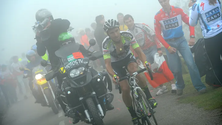 Cobo legt basis voor Vuelta-eindzege op de Angliru