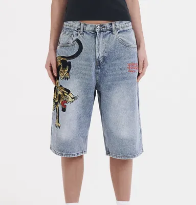 Ed Hardy – Panther Crawl Jeansshort €95,00