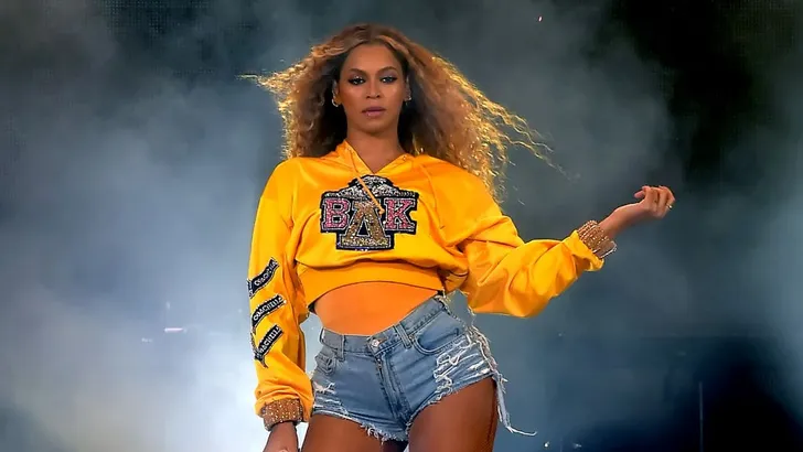 Zien: Beyoncé komt met nieuwe collectie voor de feestdagen