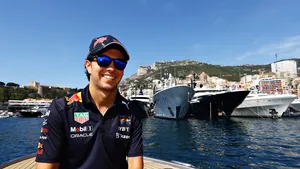 Sergio Perez start elektrisch powerboat raceteam 