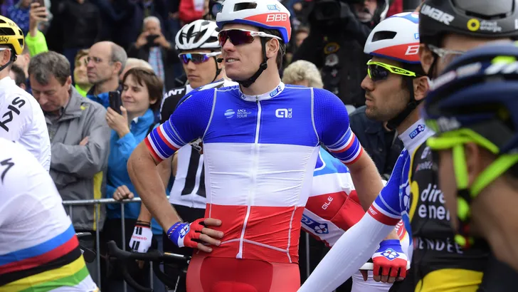 Tour de France: Valpartijen teisteren slotfase; Démare wint eerste Tourrit in Vittel