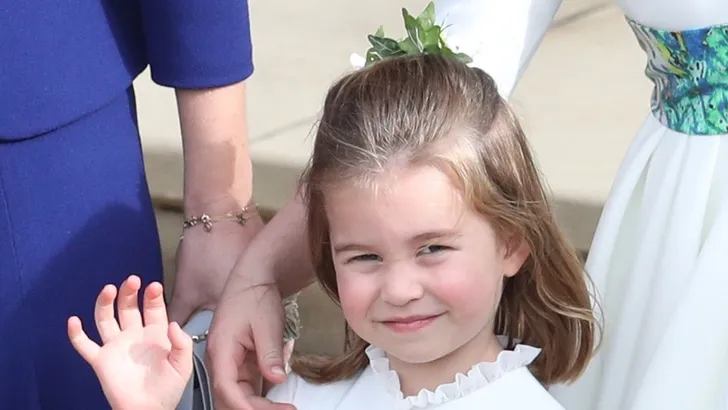 Wow: prinses Charlotte lijkt exact op déze royal