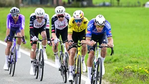 Mathieu van der Poel, Wout van Aert en Florian Vermeersch in de kopgroep.