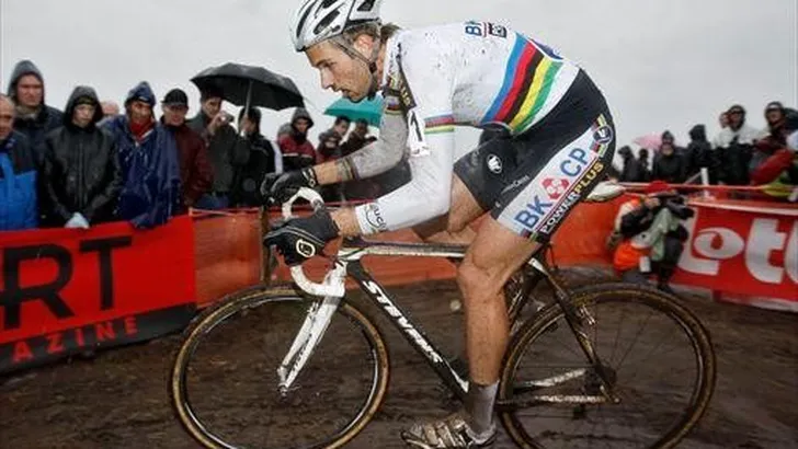 Albert wint ook derde WB-cross in Nommay