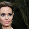 Angelina Jolie maakt onherkenbaar Instagram-debuut