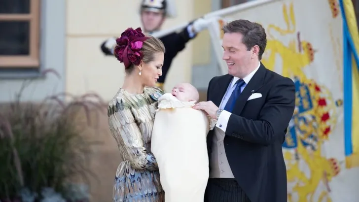 Prins Nicolas is gedoopt