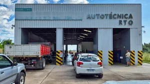 Belgisch gezin strandt met expeditie-camper in Argentinië door onleesbare foutcode