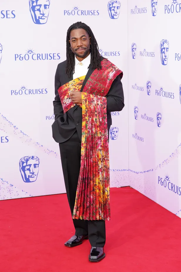 Fehinti Balogun de BAFTA's 2026