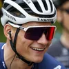 Mathieu van der Poel traint weer echt en gerucht over deelname aan Giro, maar: 'Die rug is nog niet optimaal' 