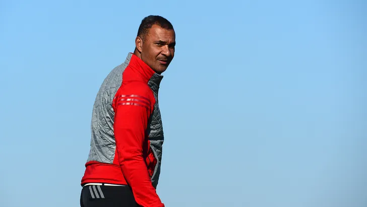 Ruud Gullit is nauwelijks van de golfbaan te slaan en is zonder meer een van de fanatiekste bekende golfers.