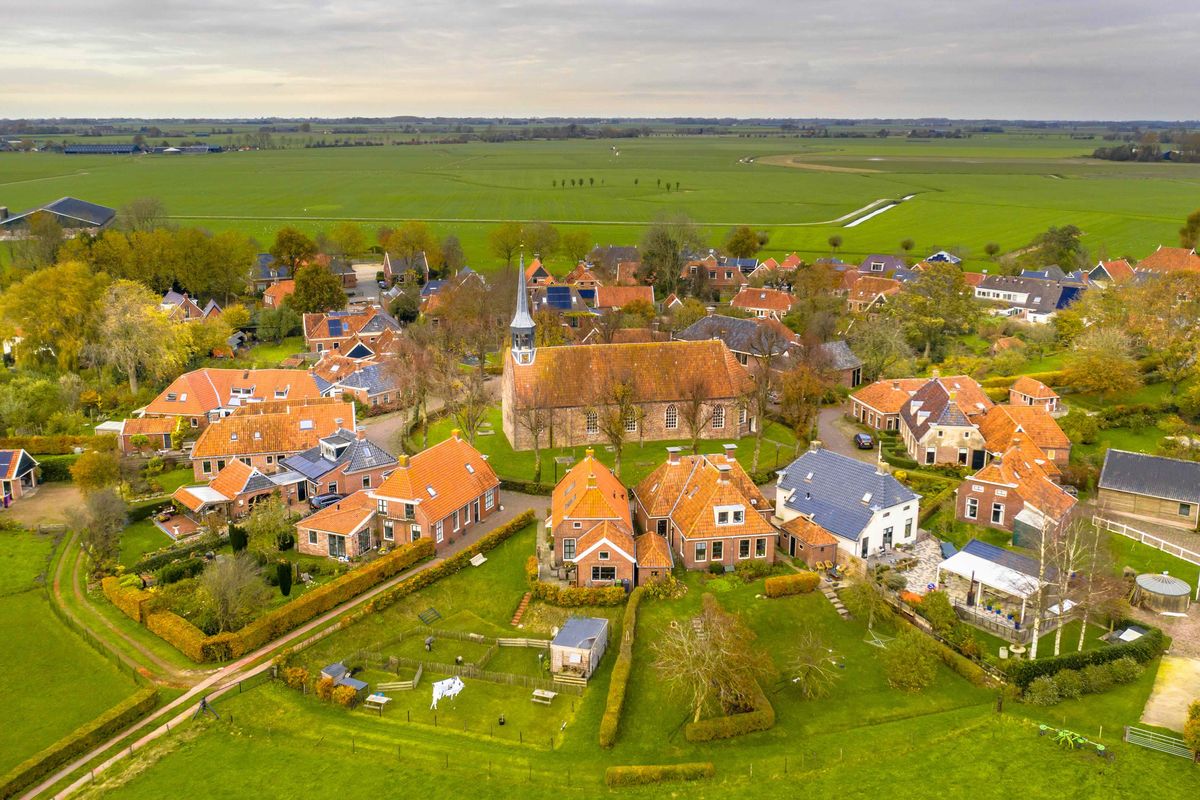 Wonen op het mooiste plekje van Groningen: dit huisje in Niehove staat nu te koop