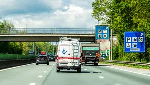 Het einde van een tijdperk: deze bijzondere Belgische snelwegborden worden langzaam vervangen