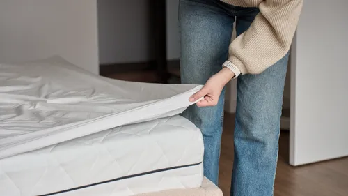 Hoe een katoenen sloop je kleding kan beschermen