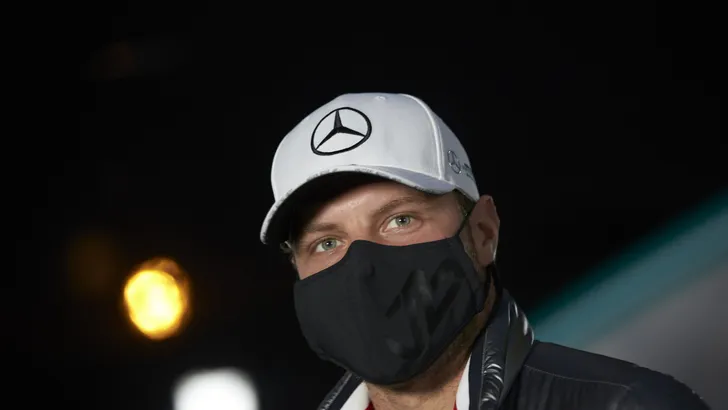 Mercedes maakt excuses voor Wuhan-grap Bad Guy Bottas 