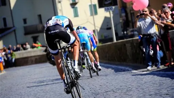 Intxausti wint, brute pech Gesink