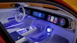 Mercedes gaat je complete interieur vullen met touchscreens