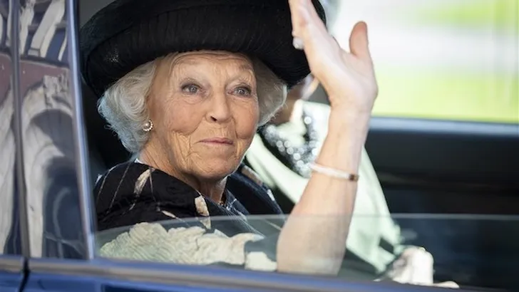 Beatrix bestiert weer even het land