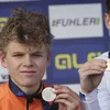 Jong Nederlands crosstalent David Haverdings (17) tekent bij ploeg Sven Nys: 'Ronhaar vertelde me al over de leuke sfeer bij de ploeg'