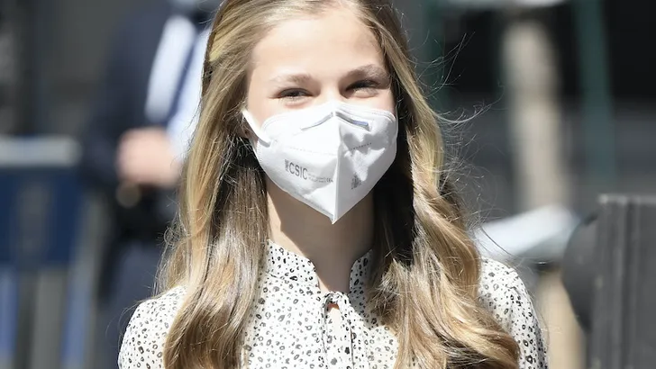 Prinses Leonor solo op stap