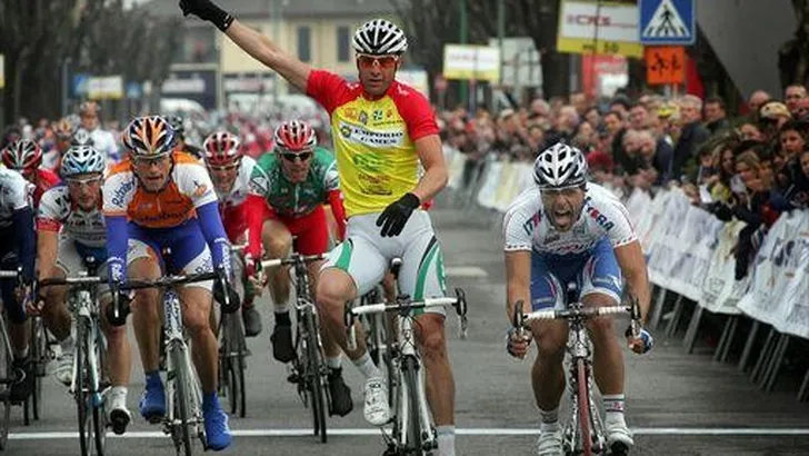 Wielerweek Lombardije: Zege voor Petacchi