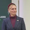 Heftig: Zara Tindall ontsnapt op het nippertje aan ongeluk tijdens paardenwedstrijd | Nouveau