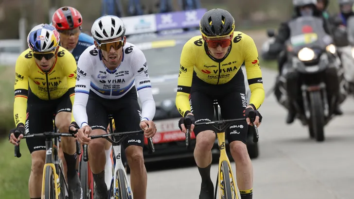 jorgenson laporte en van aert namens visma in de omloop
