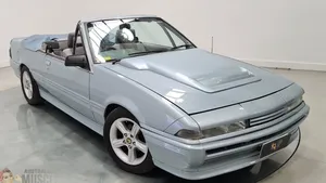 Vreemdste Opel Monza ooit is te koop