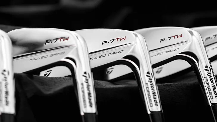 TaylorMade P•7TW ijzers: de blades van Tiger