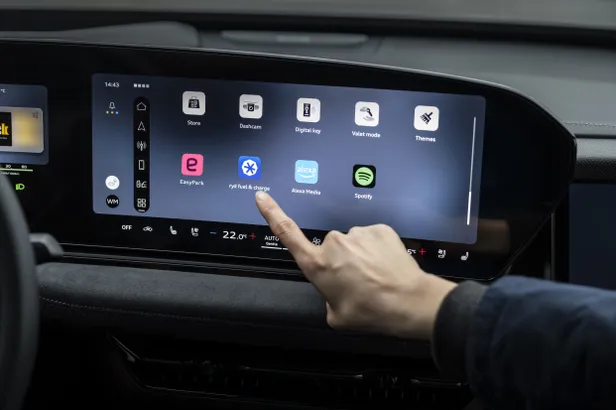 Gemakkelijker, sneller en contactloos: Audi integreert nieuwe apps voor parkeren, laden en tanken