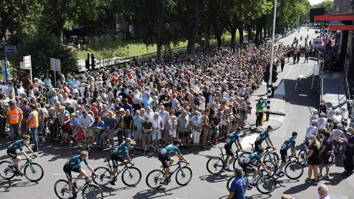 La Vuelta ciclista a Espana 22-02