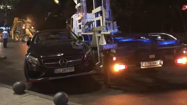 Turkse sleepwagen pakt foutparkeerders binnen 60 seconden (VIDEO)
