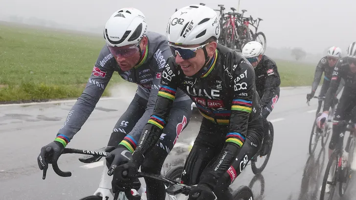 van der poel en pogacar in gesprek