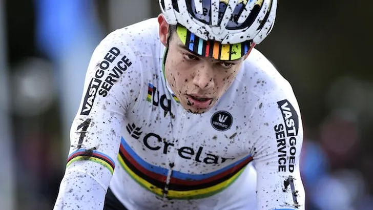 Van Aert: 'Van der Poel is een voorbeeld voor andere crossers'